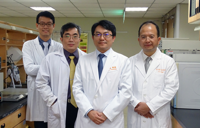 R&D team:  Professor Tsong-Long Hwang, Chang Gung University (second from right), Professor Pei-Wen Hsieh, Chang Gung University (second from left), Dr. Yung-Fong Tsai, Chang Gung Memorial Hospital (first from right), Dr. Ting-I Kao, Chang Gung Memorial Hospital (first from left)